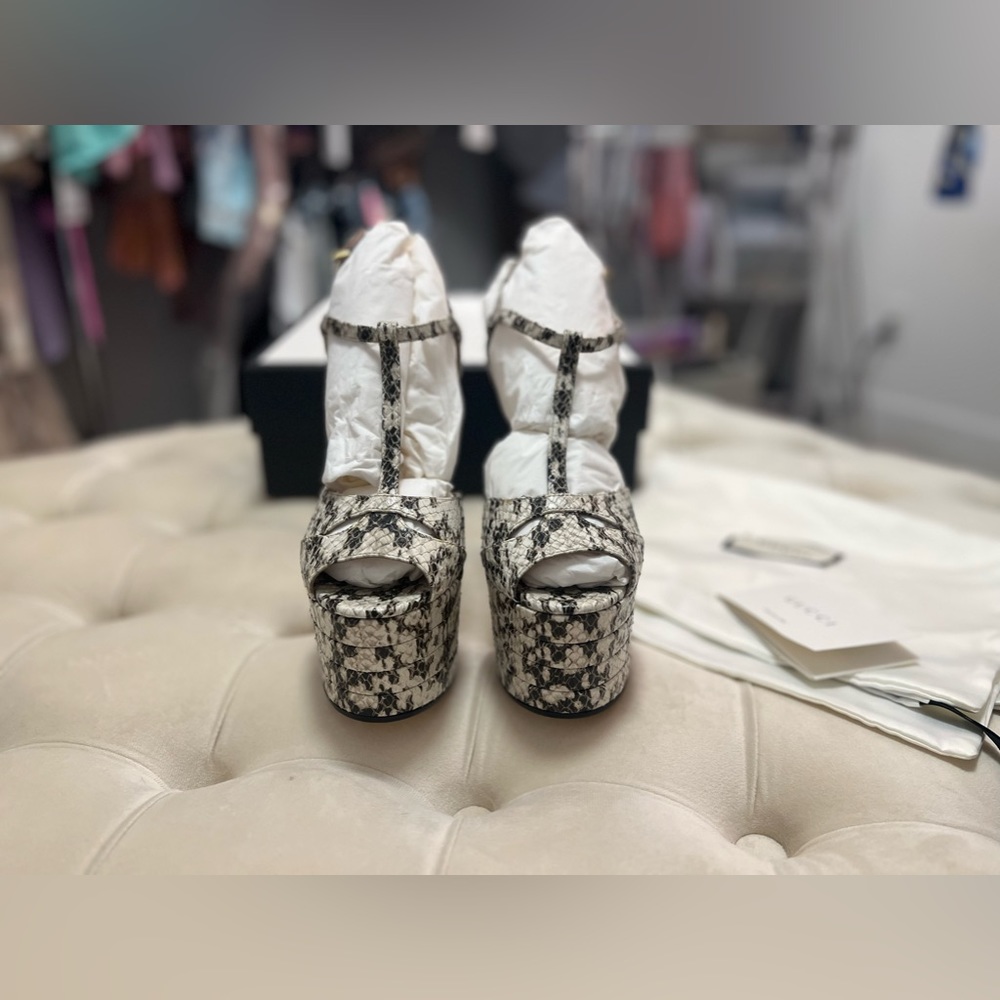 Gucci Rock Python Moluro Radiata Print Sandal Pumps - Picture 4 of 16
